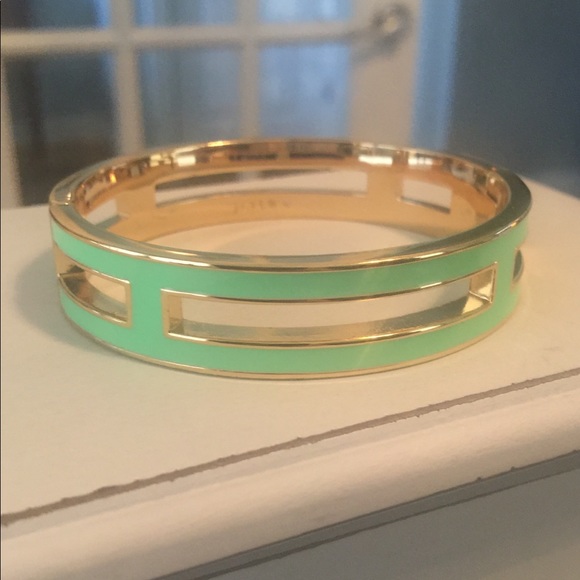 J Crew Bangle w/ clasp NWT - Picture 4 of 5